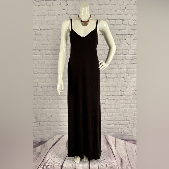 Brand New Black V-Neck Maxi With Pockets & VARIOUS - Picture 5 of 10